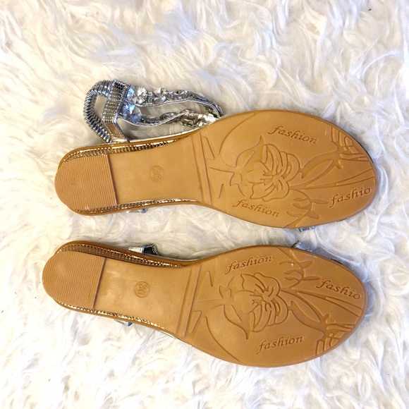 Gorgeous Sandals Encrusted with Crystals - Picture 7 of 8